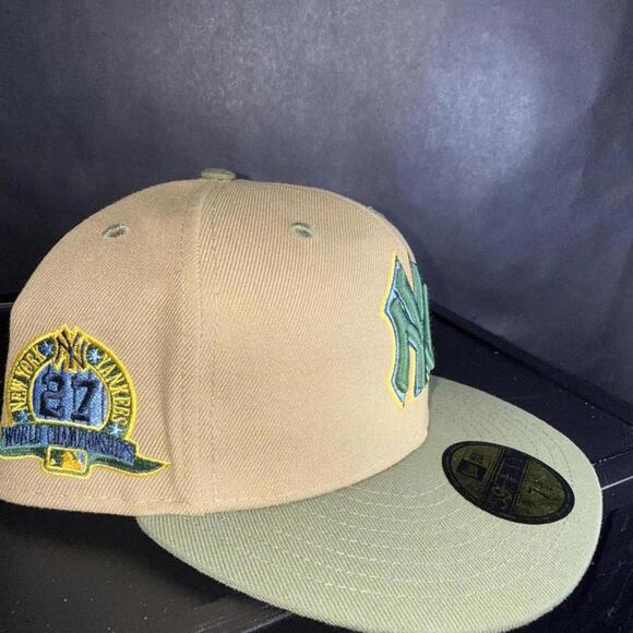 New Era 59FIFTY New York Yankees Fitted Hat Size 7½ - Picture 2 of 5